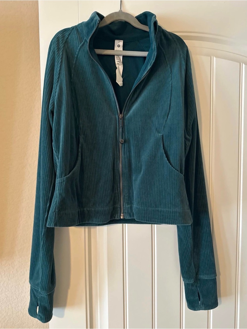 Lululemon Women’s Scuba Teal Corduroy Zip-Up Jacket size 6
